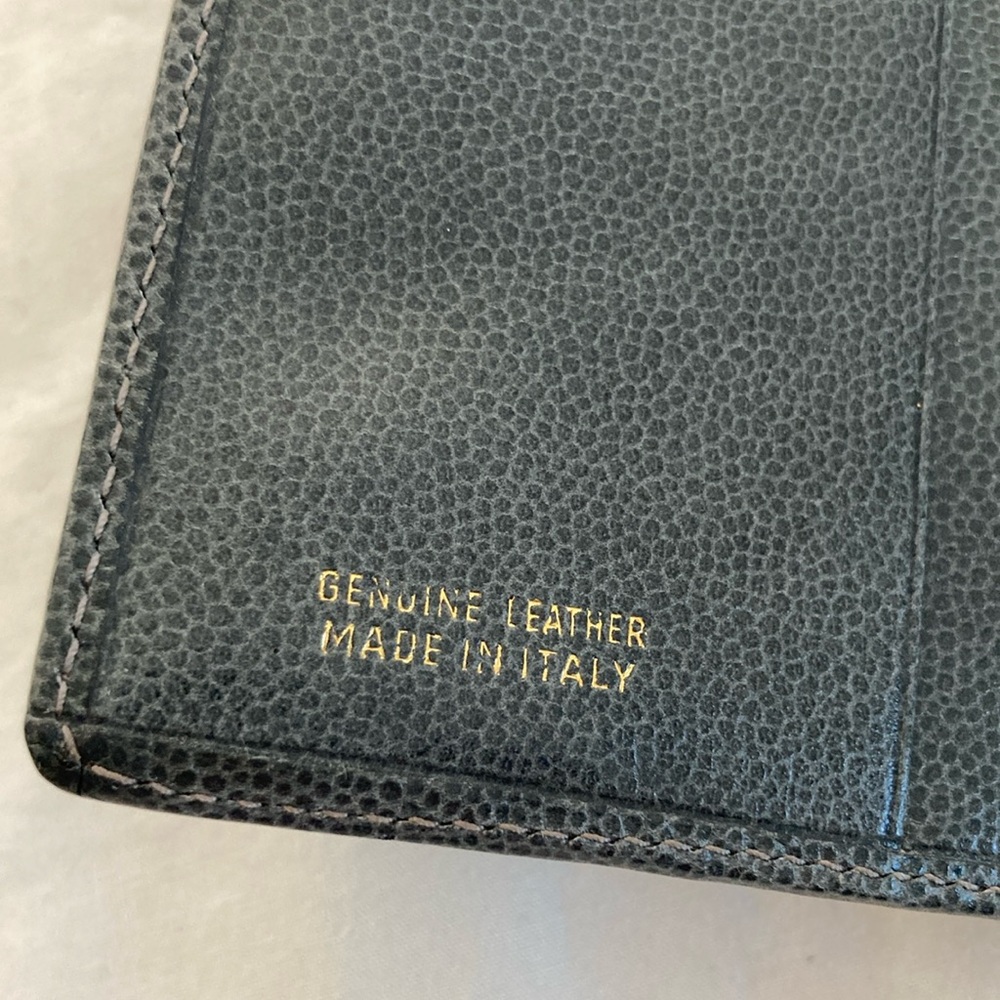🆕 Luxurious Made in ITALY Ladies GREY LEATHER Wallet with Gold Accent! - Picture 3 of 6